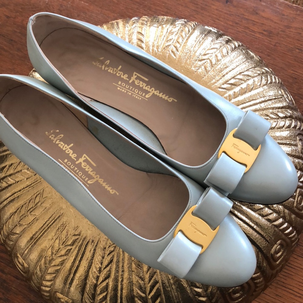 Salvatore Ferragamo bow pumps